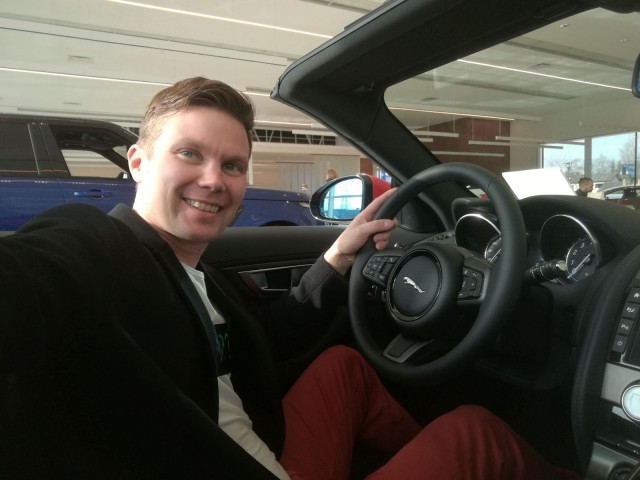 Ilkka Lavas testasi autoja ja kokeili autojen jakamistaloutta käytännössä