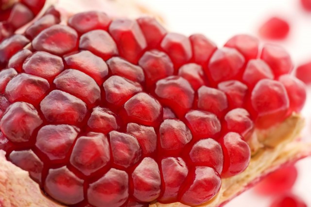 Granaattiomena on in.