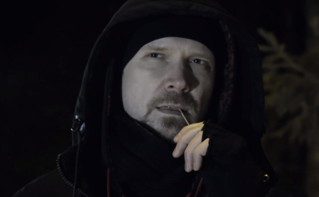 Hhhmm.. mitä tehdä, kun ryöstäjä lähestyy ja palkkapäivä on vasta huomenna?