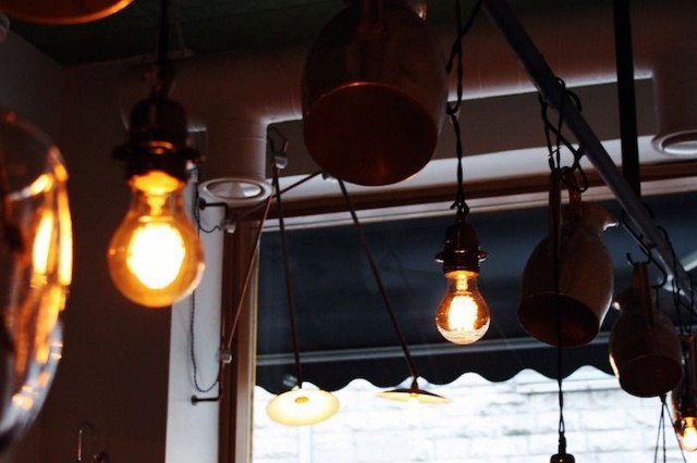 Tunnelmalliset valot ja hauskat yksityiskohdat