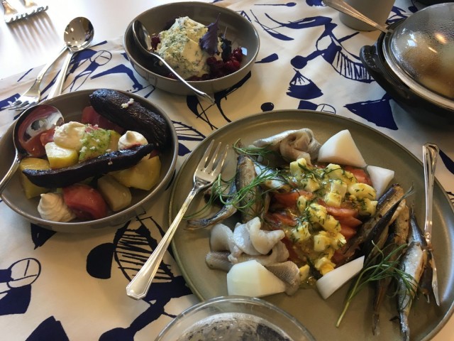 Kansallismuseon nimikkomenussa maistuvat kotimaiset maut.