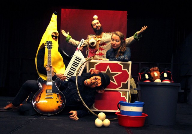 Ympäri Ämpäri edustaa ryhmän pehmeämpää puolta.