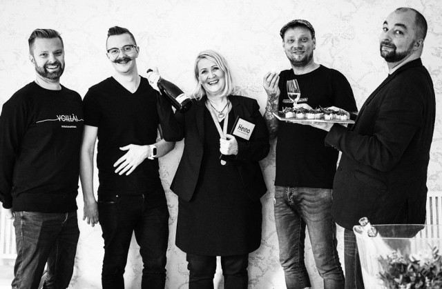 VoiVeljien uusi Voillà-tapahtuma tuo piristystä Turun ravintolasyksyyn. Kuvassa VoiVeljien Jarno Seppä (vas.), Ismo Sipeläinen, Heinon tukun Johanna Nikkanen sekä VoiVeljien Mika Lövgren ja Janne Juvonen.