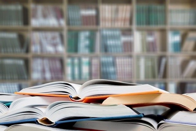 Maksuton oppimateriaali yhdenvertaistaa nuorten mahdollisuuksia koulutukseen peruskoulun jälkeen.