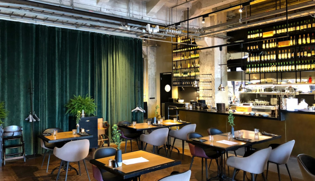 Korstennin mukavan avara sali