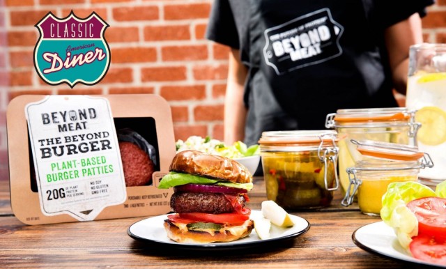 Kalifornialaisfirma kehitti kasvispihvin, joka imitoi mahdollisimman tarkkaan lihaisaa hampurilaispihviä. Pian niitä saa myös Suomesta.