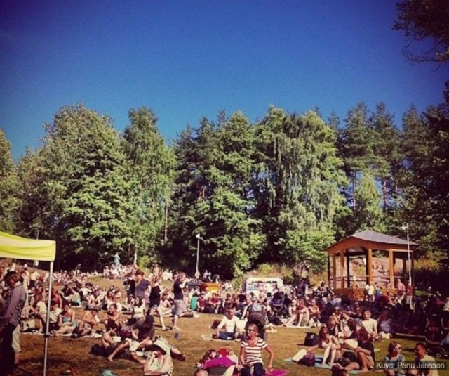 Kohta nautitaan taas Alppipuiston letkeästä tunnelmasta.