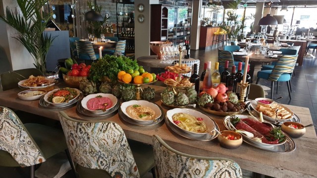 Sunnuntaisin Farougessa herkutellaan brunssilla.