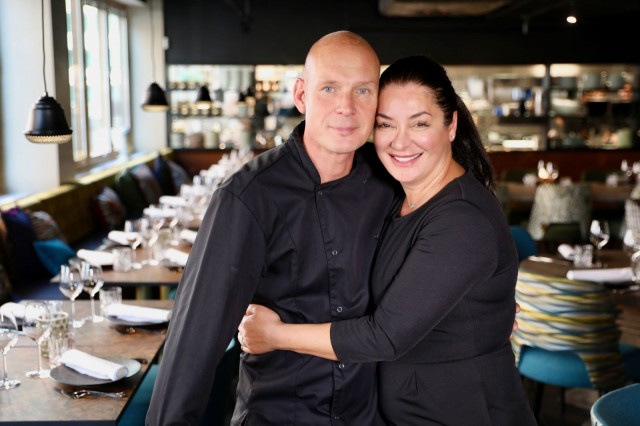Ravintoloitsijat Aki Kallio ja Viviane Daaboul-Kallio