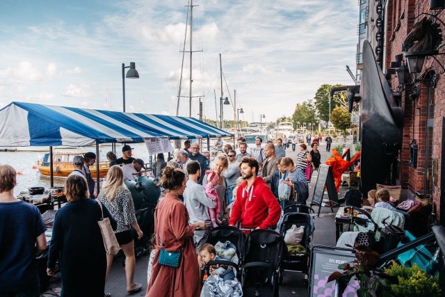 Pientilatorilla nautitaan sadonkorjuun antimista.