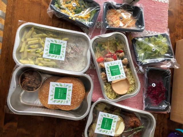 Ruoat on pakattu käteviin annospakkauksiin.