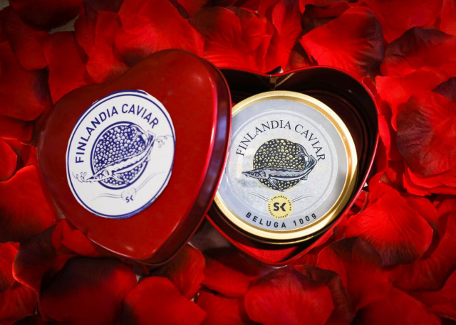 Ystävänpäivän kruunaa kaviaari.