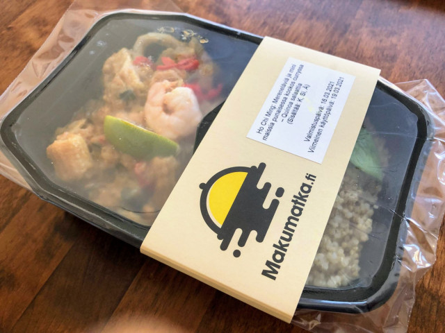 Makumatkan ateriat toimitetaan kylminä, lämmitystä vaille valmiina.