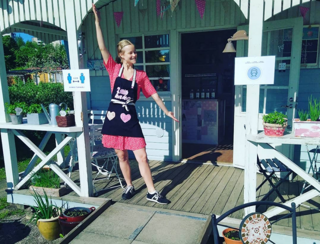 Cafe Stugan kutsuu herkuttelemaan.