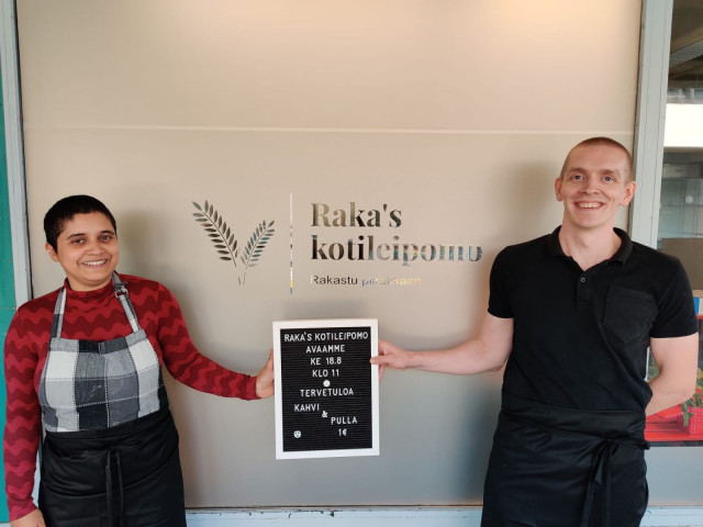 Uusi kahvila avasi ovensa keskiviikkona 18.8. Hakunilaan.