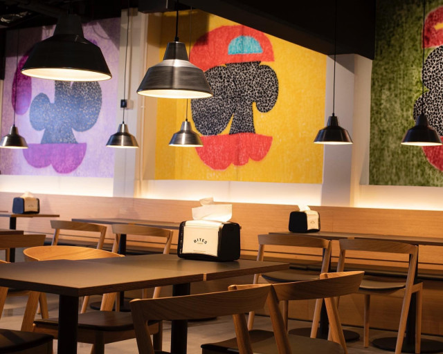 Kaivopihalla sijaitsevaan ravintolaan on helppo saapua.