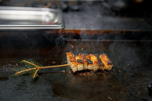 Ravintola Kielossa ruoka perustuu vahvoihin ja muistoja herättäviin makuihin.