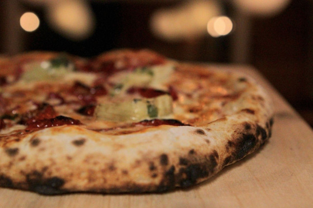 Pizzeria Rehtorin täytteissä maistuvat paikallisten tuottajien raaka-aineet.