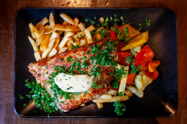 SYÖ!-viikkojen ajan saat lehtipihvin kympillä.