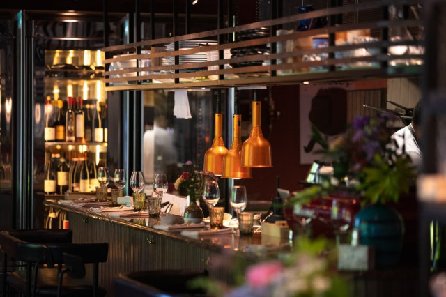 Penélopessa viihdyt kuin kotonasi.