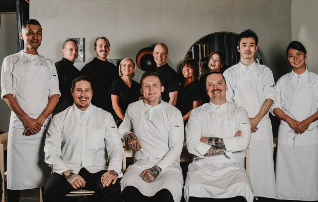 Sanchome on useiden ammattilaisten yhteinen ponnistus.