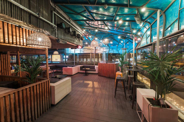 Monelle tuttu yökerho on muuttanut uusiin upeisiin tiloihin Citycenteriin.