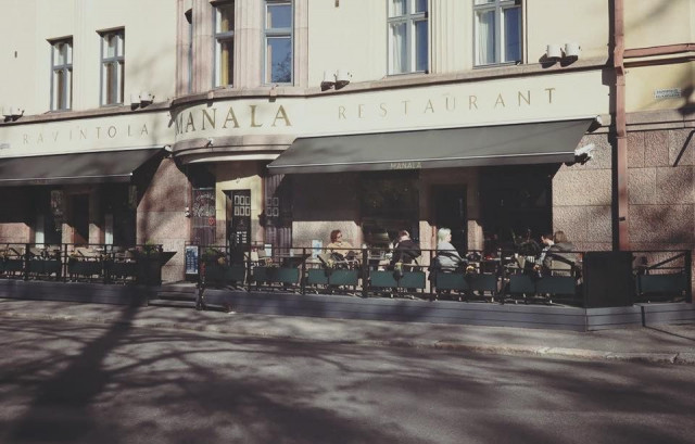 Manalan terassilla nautitaan muutakin kuin pelkkä ulkoilmaa!