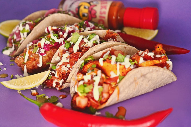 Seksico Tacosin supersuositut tacoherkut rantautuvat festareille.