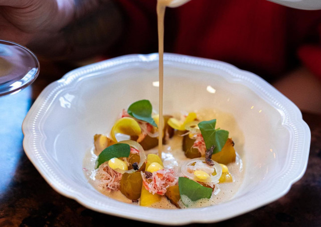 Apotekin ruoka on maukasta, mutta annoksetkin ovat houkuttelevan näköisiä