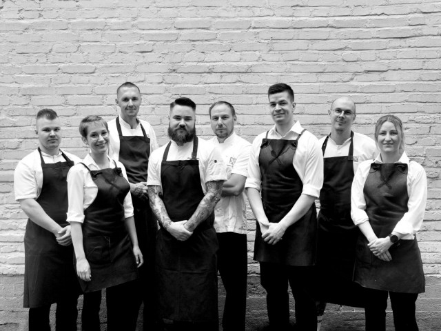 "Meillä on ollut yli sata työntekijää. Loistavia yksilöitä ja uskomattomia ammattilaisia, kunnia teille kaikille."