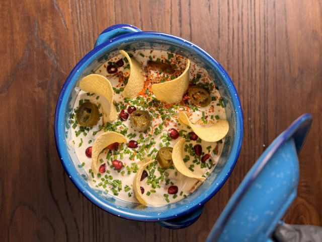 Tawook Lab tarjoaa perinteisiä syyrialaisia ruokia modernilla twistillä.