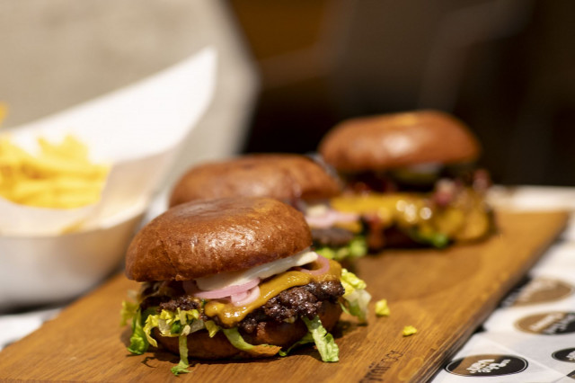 Suomen paras burgeriravintola 2023, The Van, on mukana Burger Weeks Finlandissa.