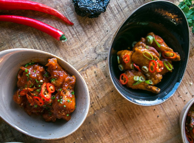 Downtown Bar & Kitchenin wingsejä SYÖdään kampanjan ajan huippuhalvalla.