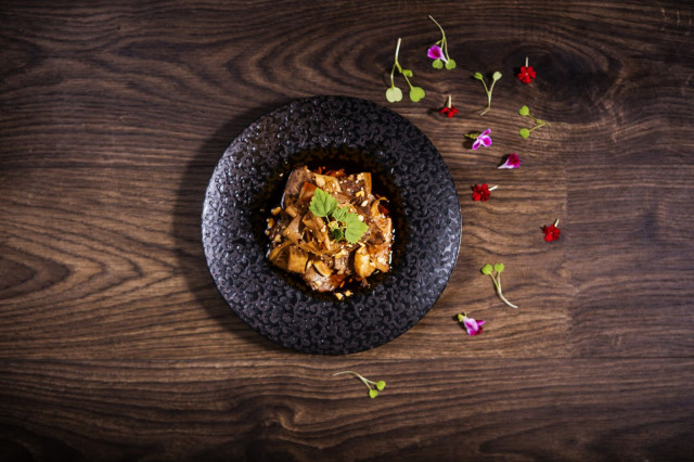 Biangissa tarjoillaan perinteistä pohjoiskiinalaista ruokaa.