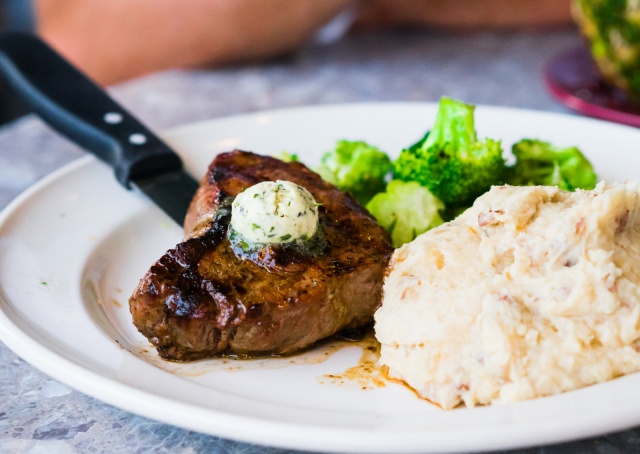 Turussa herkutellaan kahden viikon ajan muun muassa erityisen edullisilla pihveillä.