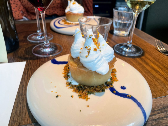 Jälkiruoka kruunaa menun.