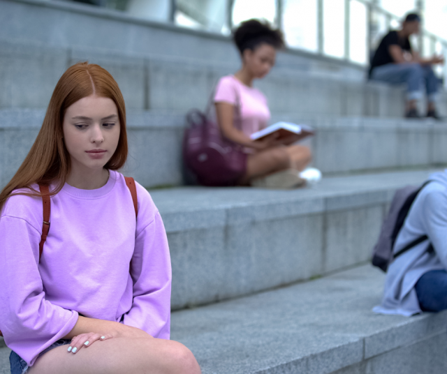 Yksinäisyys koskettaa meitä kaikkia jossain vaiheessa elämää.