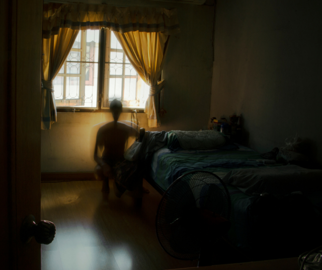 Nuku yösi paikan edesmenneiden asukkaiden kanssa ja voita kahisevaa. Kuvituskuva.