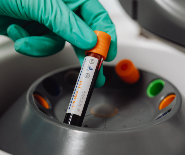 Nykyinen malli ei tue addiktioista kärsivien hoitoon hakeutumista tai sen saamista. Kuvituskuva.